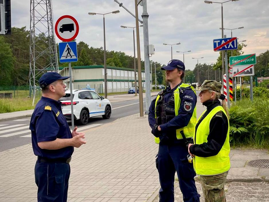 Częstsze kontrole granicy. Komendant Straży Granicznej z wizytą w Świnoujściu