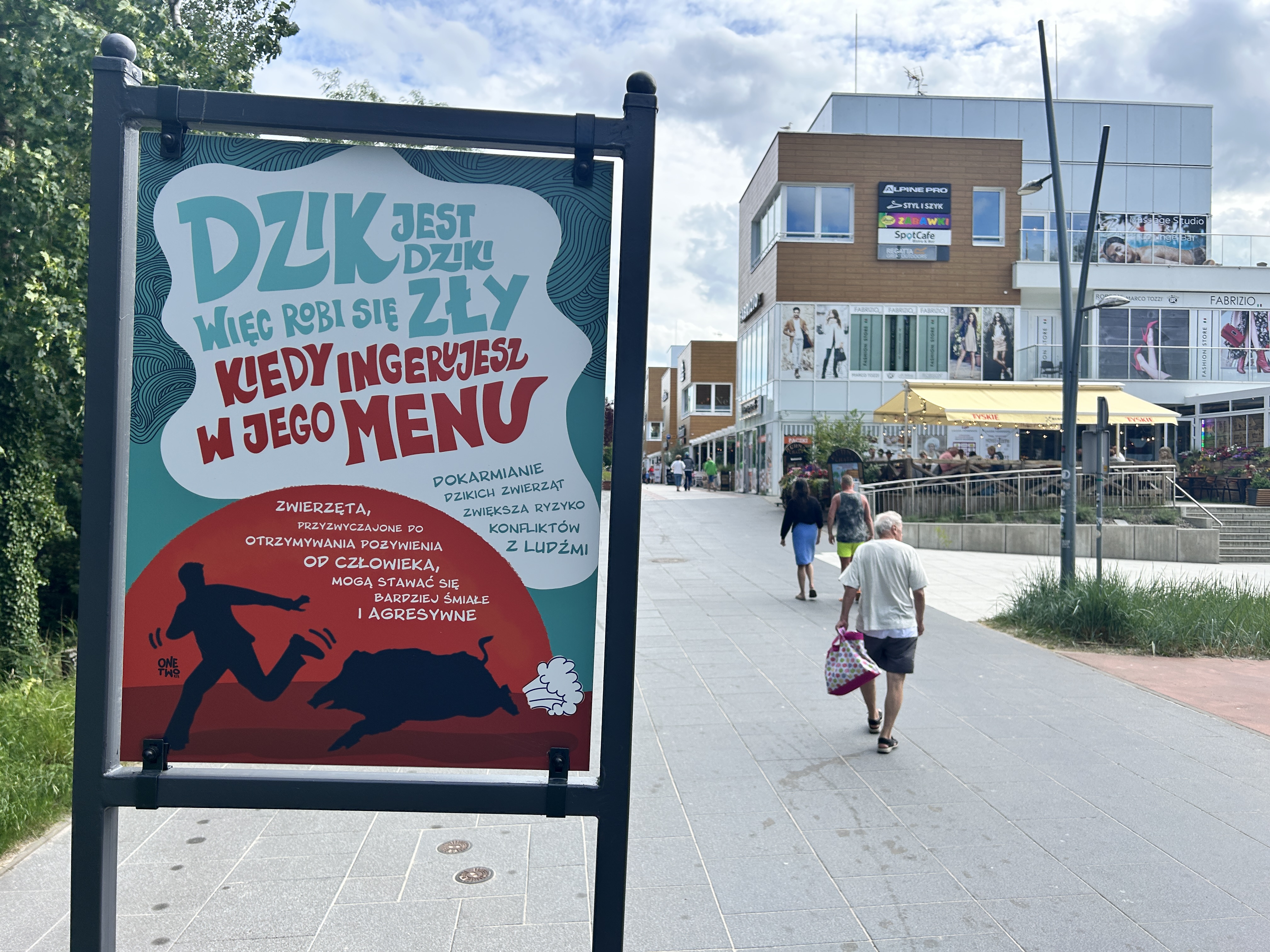 Nowe tablice edukacyjne w Świnoujściu. Nie karm dzików