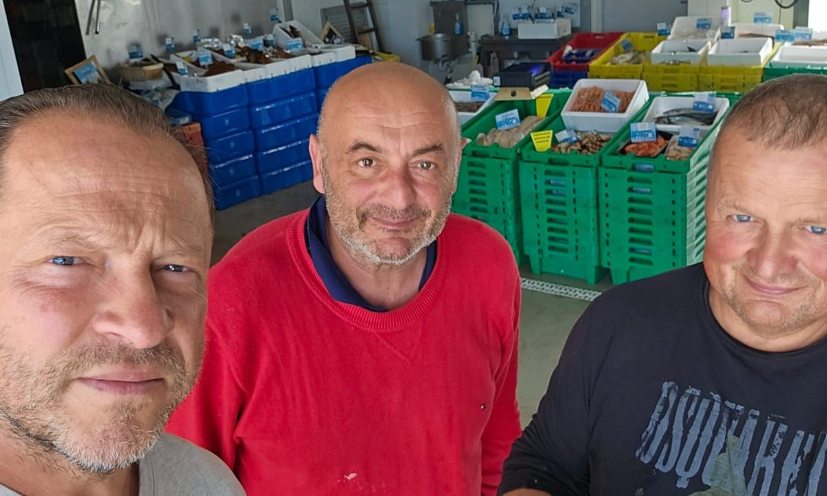 Gdzie w Świnoujściu kupić najlepszą rybę? Odpowiedź jest prosta