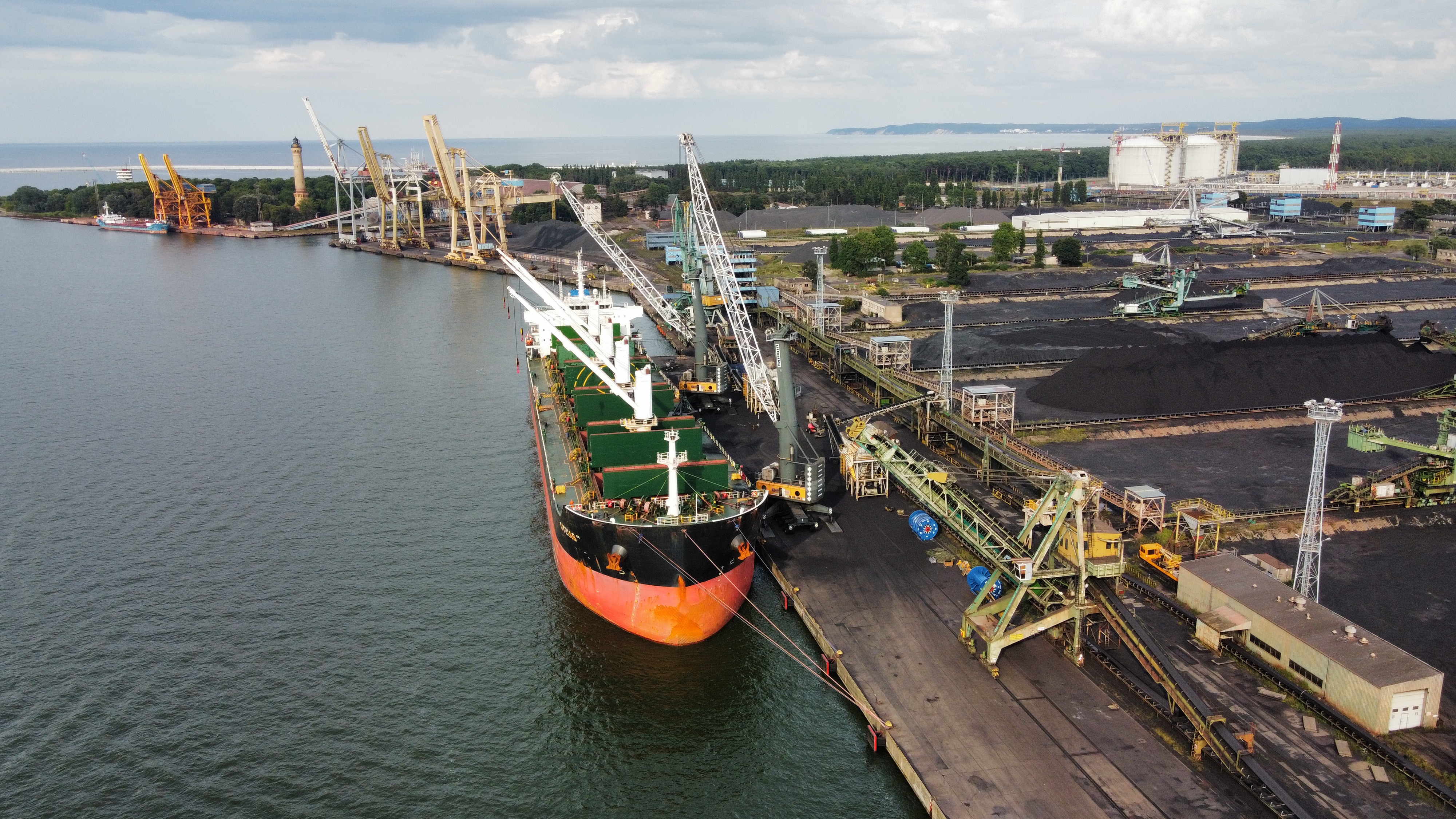 OT Port Świnoujście zaciska pasa. Mniej terenu, większe oszczędności