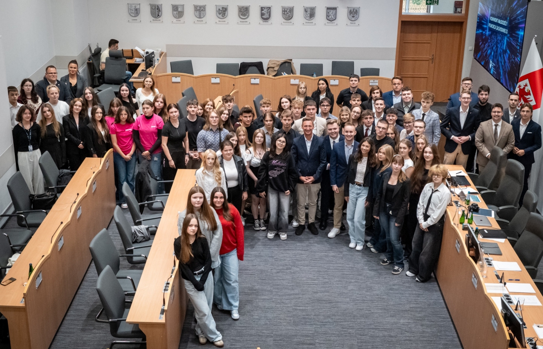 Młodzież z Pomorza Zachodniego spotkała się na konwencie w Szczecinie. Olgierd Geblewicz gościem honorowym wydarzenia