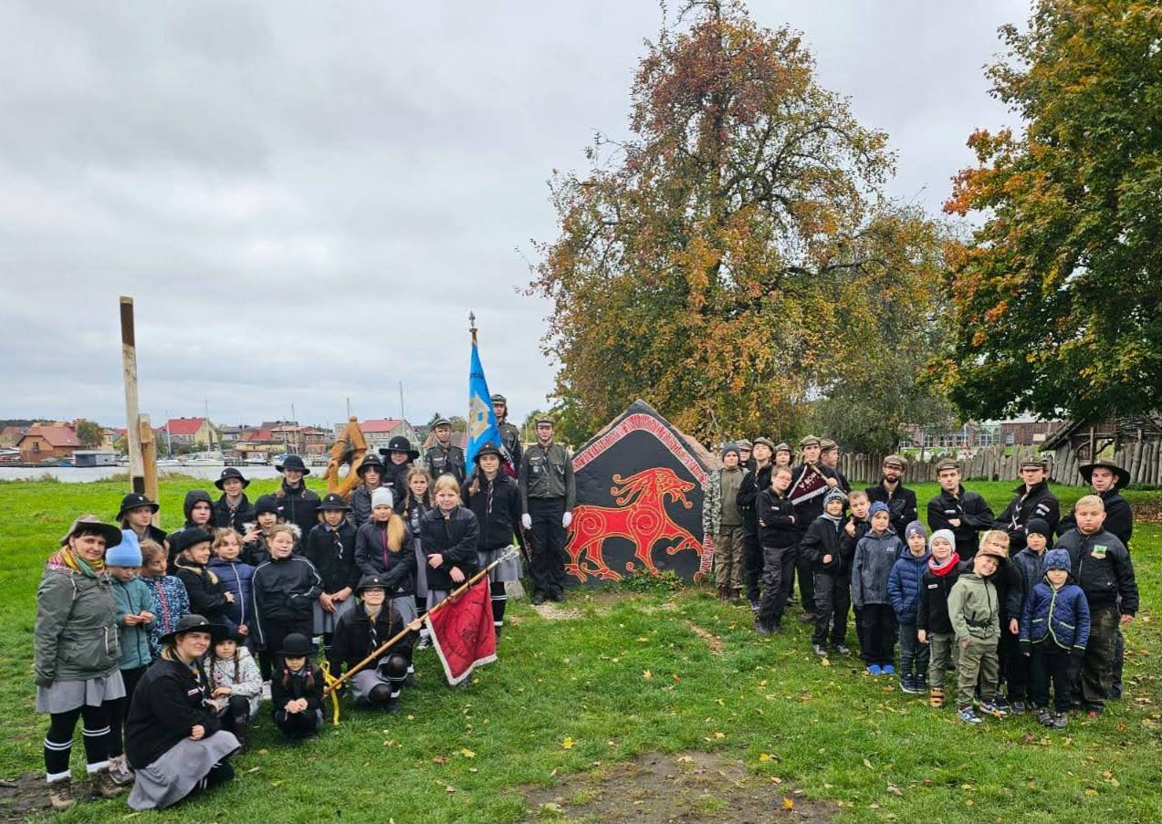 Świnoujscy harcerze na Rajdzie Jesiennym ZHR – w klimacie słowiańskich wierzeń i przygód