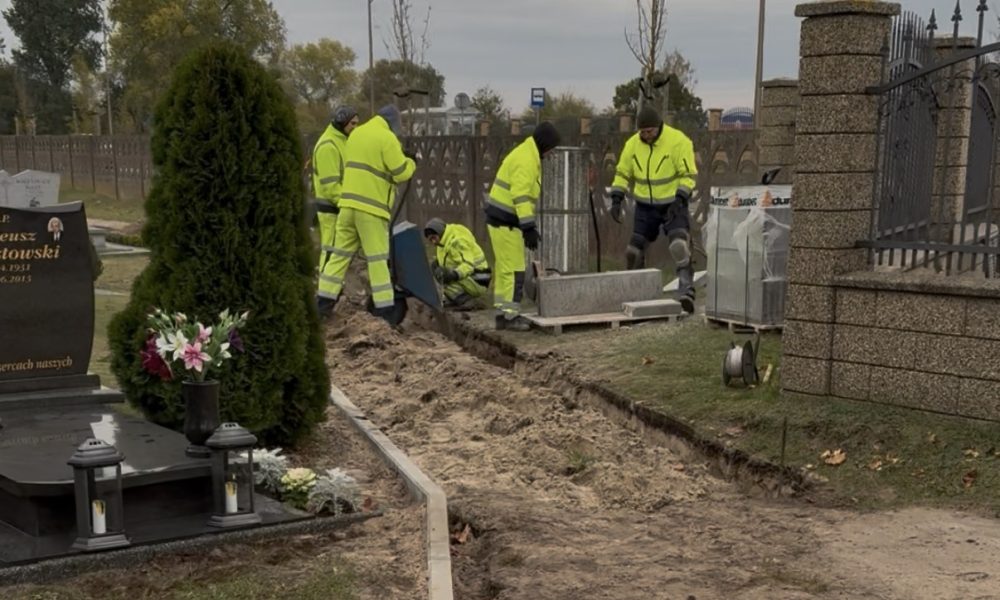 Cmentarz przygotowywany na Wszystkich Świętych