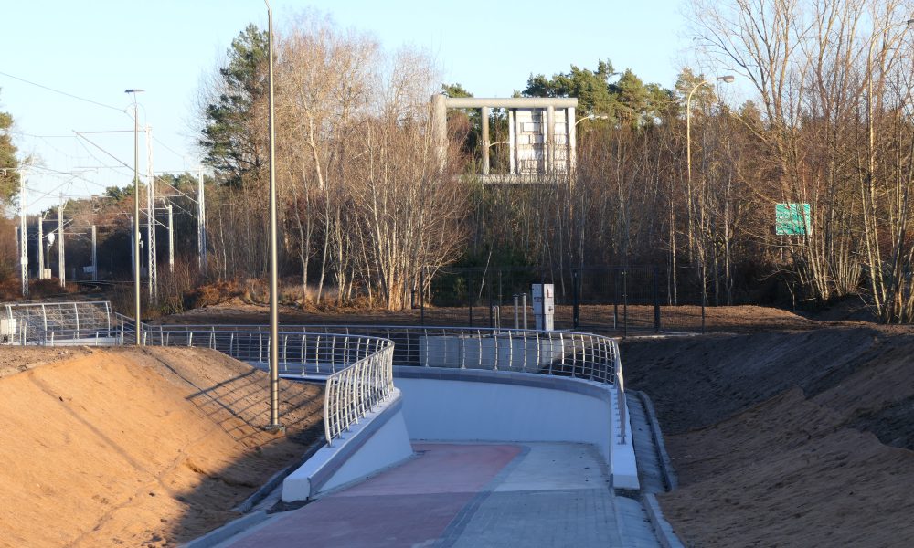 Przejście pod torami już otwarte