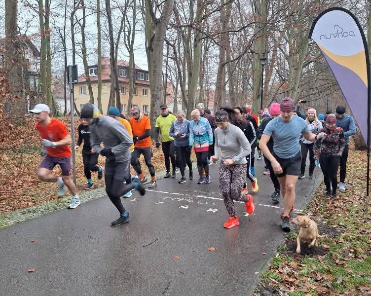 428. parkrun: emocje, jubileusze i rekord… o włos