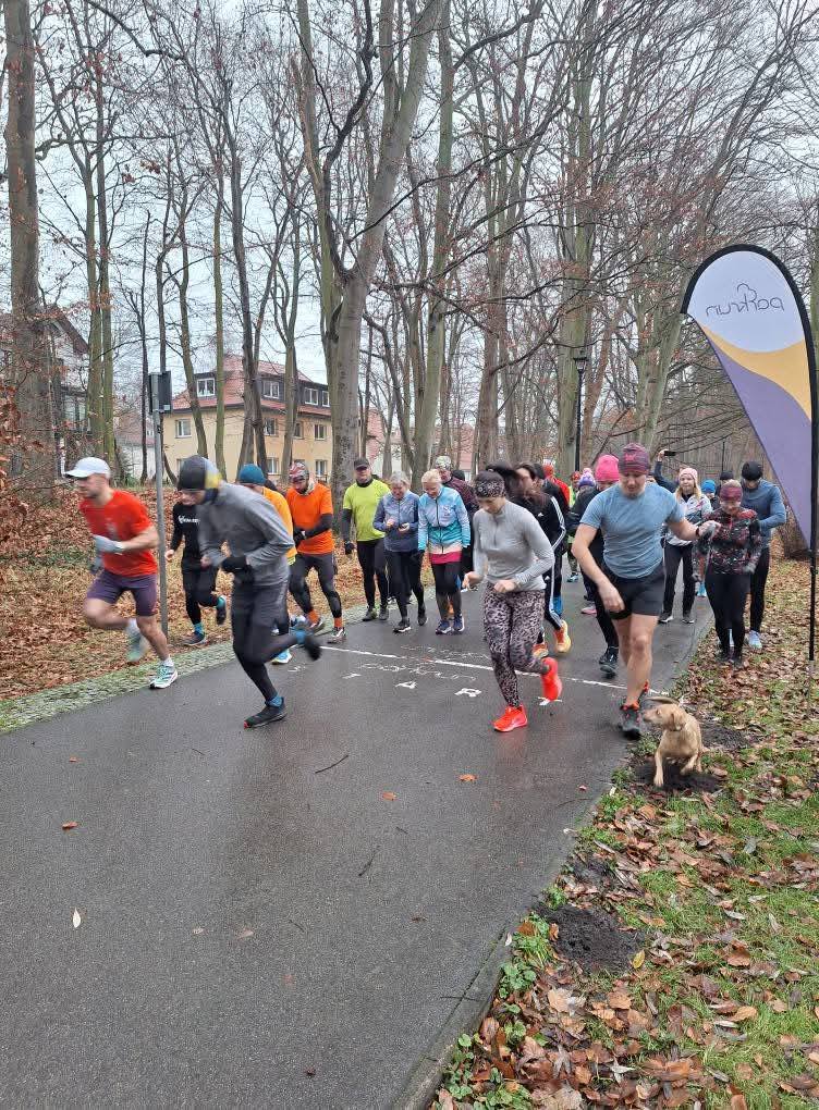 428. parkrun: emocje, jubileusze i rekord… o włos