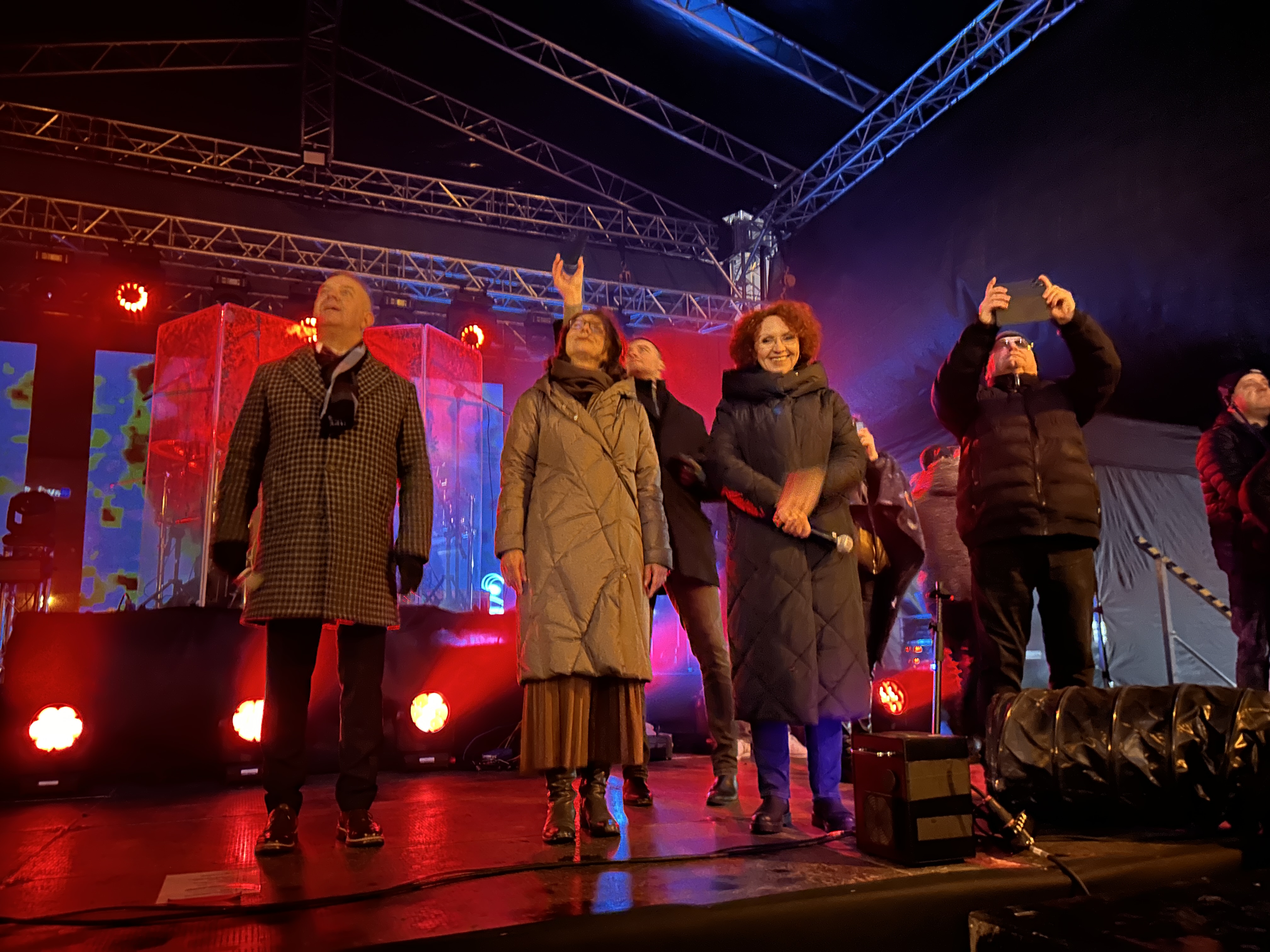 Sylwester na promenadzie. Kilka tysięcy osób wspólnie powitało Nowy Rok