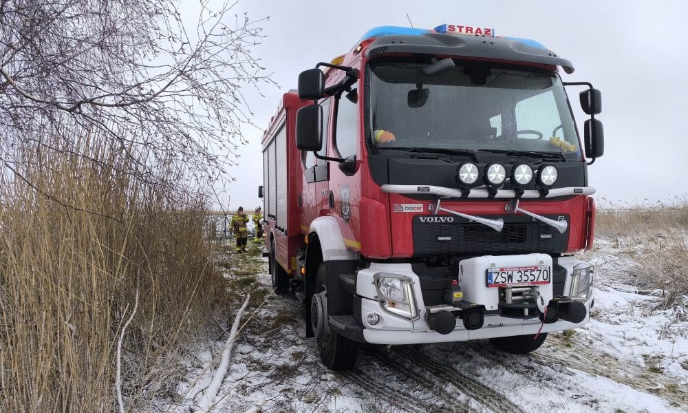 Strażacy z Przytoru oferują pomoc przy robieniu zakupów