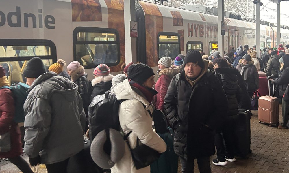 Pociągi wróciły na trasę do Świnoujścia. realizowane są naprawy po ataku zimy