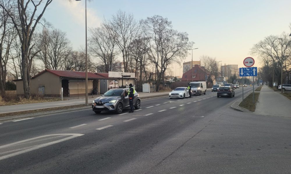 Poranna akcja policji w Świnoujściu. Jeden kierowca po alkoholu