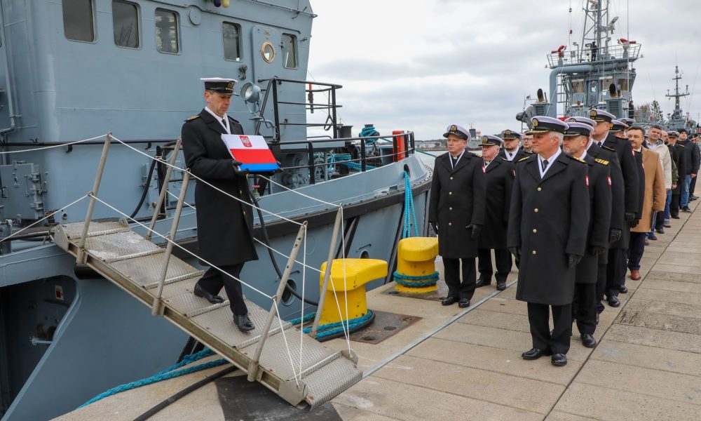 Koniec służby holownika w Porcie Wojennym w Świnoujściu