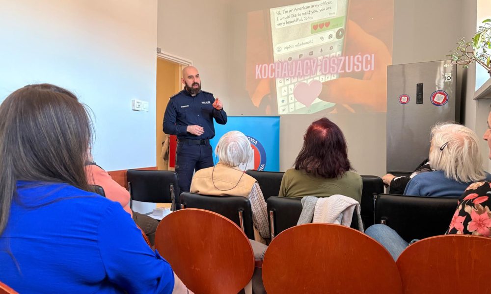 Policja o zagrożeniach w sieci. Ważne wskazówki dla mieszkańców