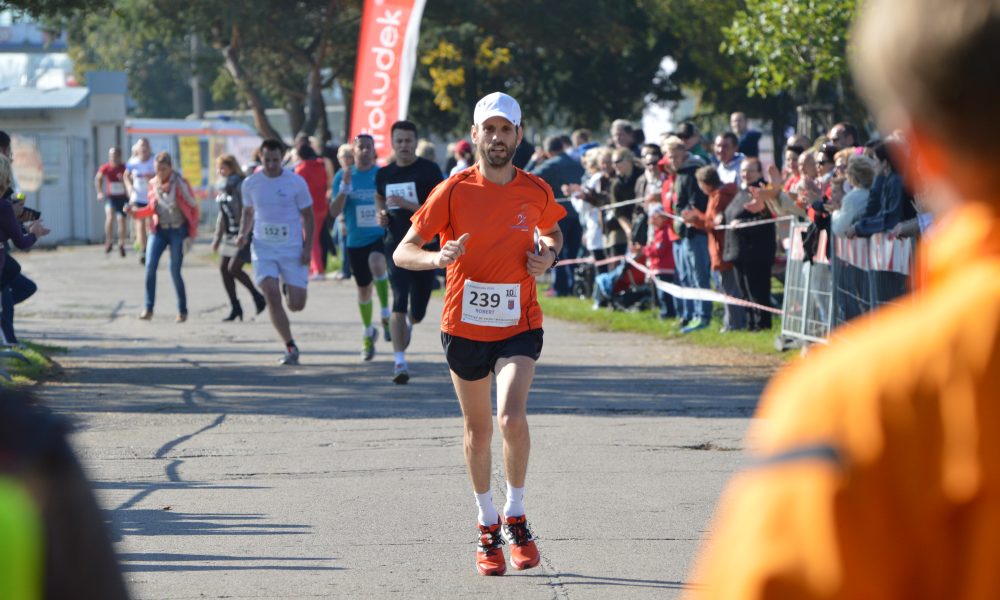 Pobiegną dla tradycji i pamięci. Majówka na stadionie z nowym akcentem