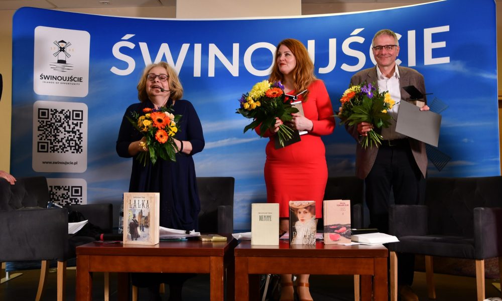 Ponad granicami. Literackie nagrody na Uznamie przyznane