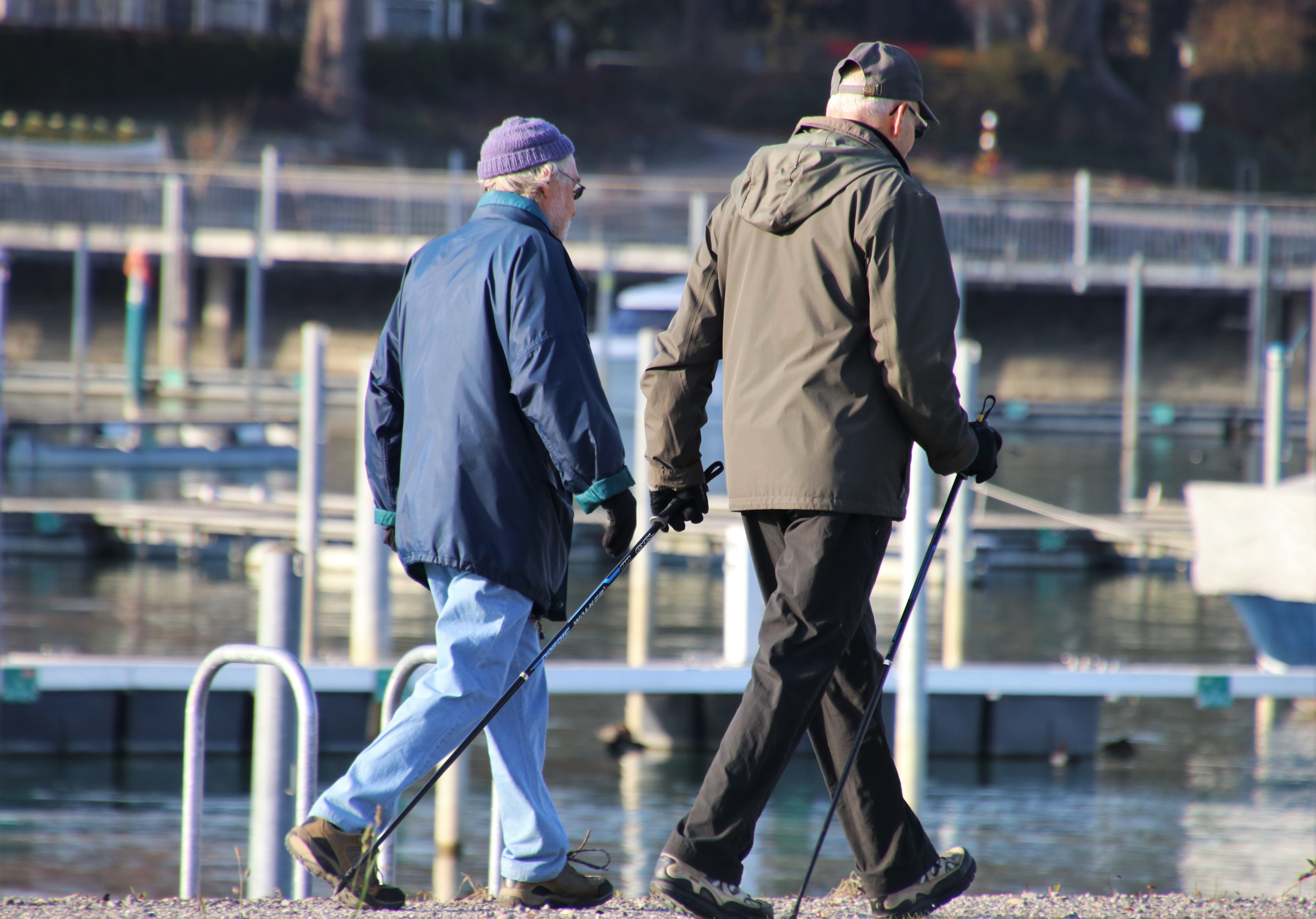 Plażowy Nordic Walking wraca do Świnoujścia. Ruszają zapisy na wyjątkowy marsz po plaży