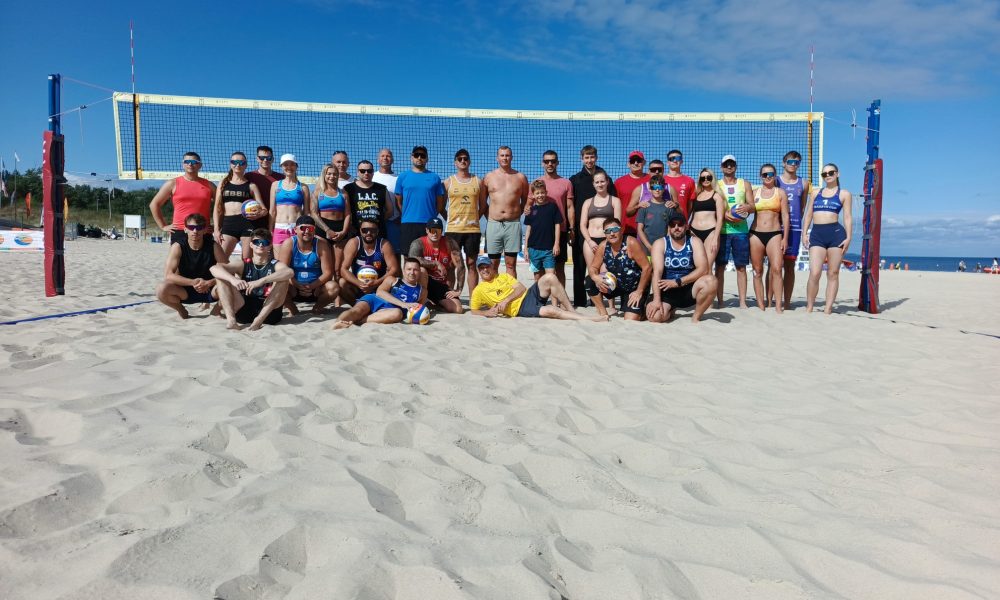 Wakacyjny cykl turniejów siatkówki plażowej dobiegł końca