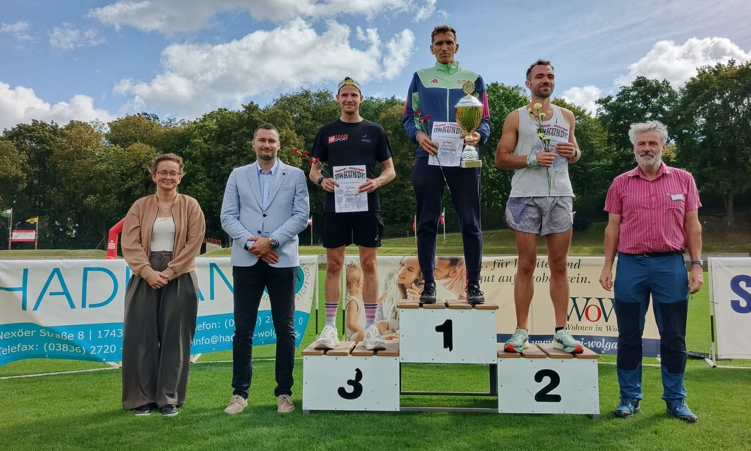 Deszcz i wiatr nie zatrzymały biegaczy. Znamy zwycięzców 46. Maratonu Świnoujście–Wolgast