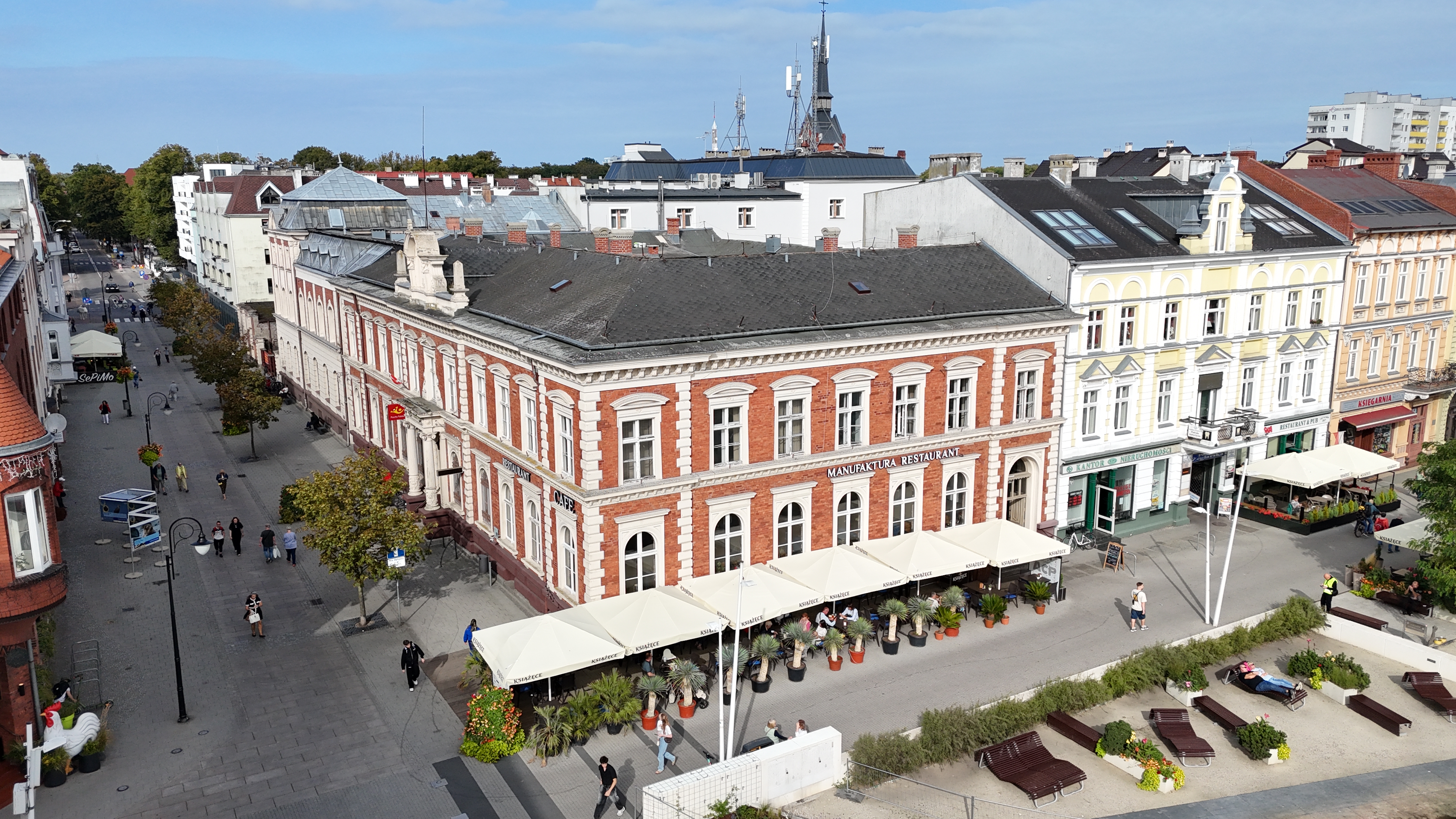 Historia Świnoujścia ożyje na budynku poczty. Wieczorny mapping na Placu Wolności