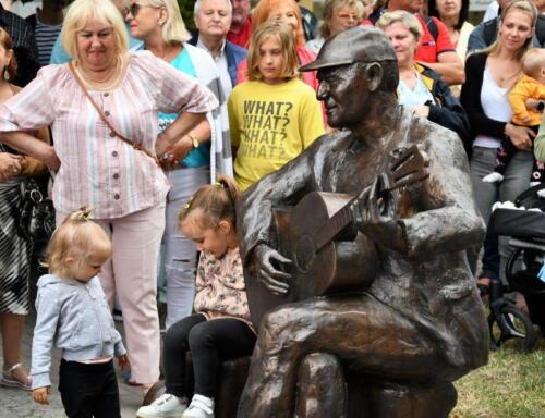 08f40667b4d0bfdf33b576220a5b8504