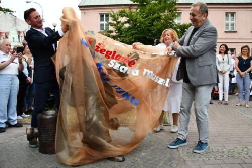 edab86e21e57de7e0a018626d00070fa